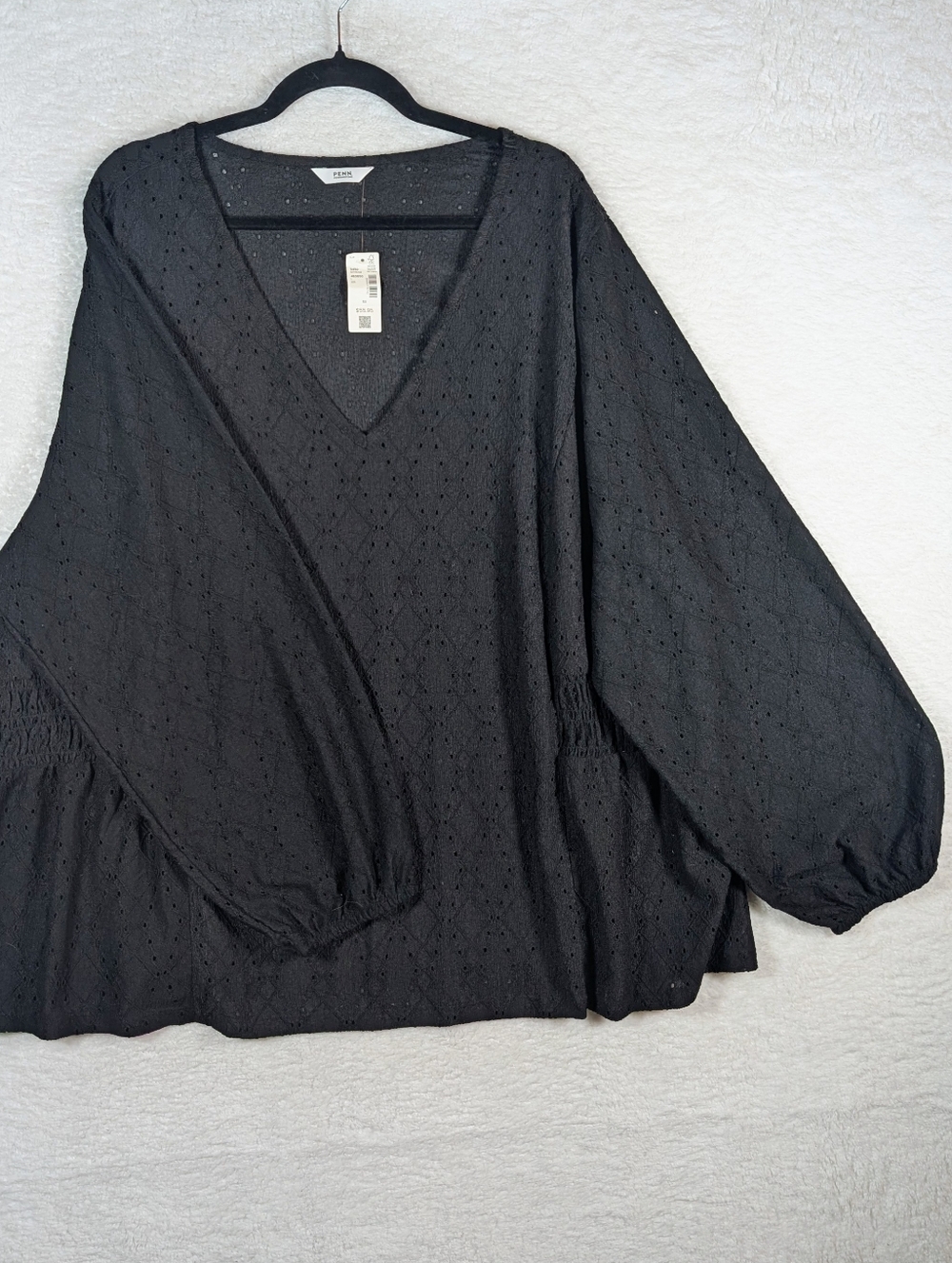 265-Penningtons‎ Black Eyelet V-Neck Balloon Sleeve Top